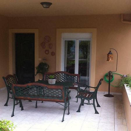 ארגוסטולי Menegata Garden Home מראה חיצוני תמונה